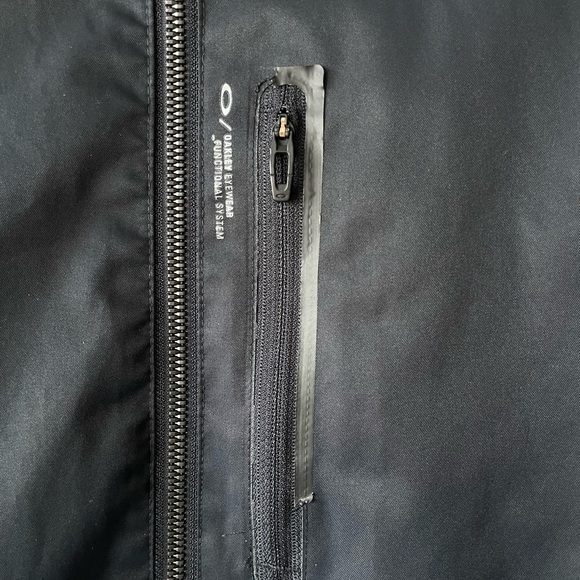 Oakley Black Shell Jacket - Picture 5 of 16